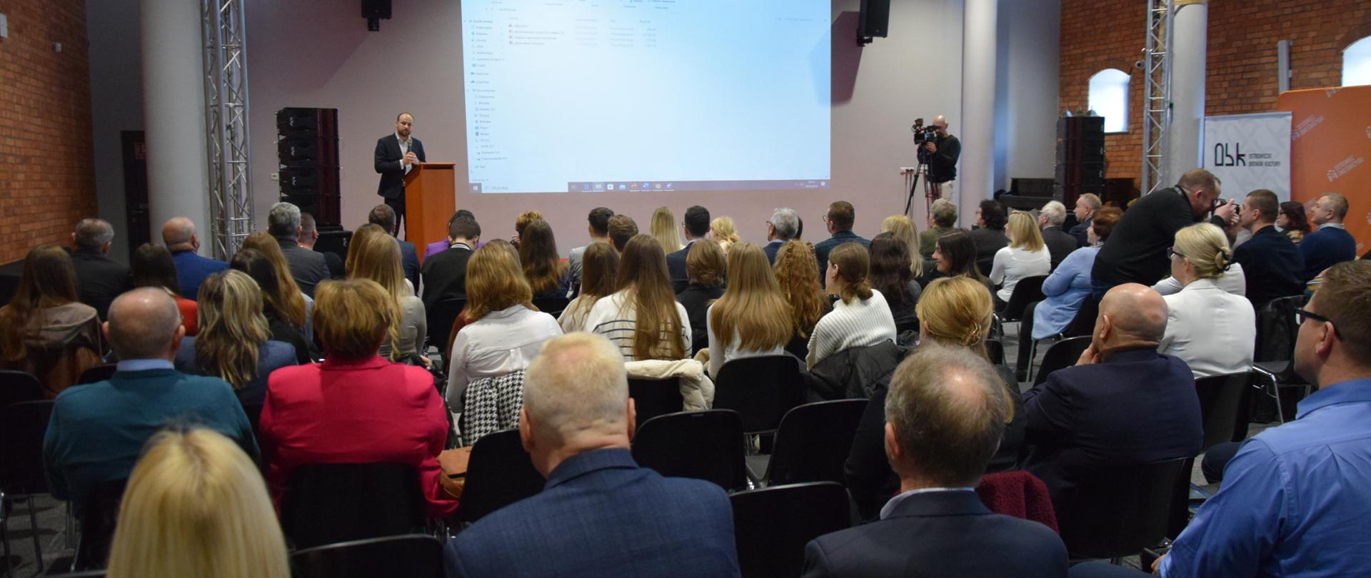 Naukowcy i samorządowcy rozmawiali o rozwoju lokalnym