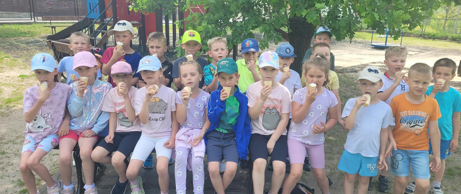 Na zakończenie wycieczki pyszne lody