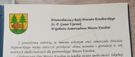 List gratulacyjny z podziękowaniami za współpracę podpisany przez Starostę Hajnowskiego i Wicestarostę