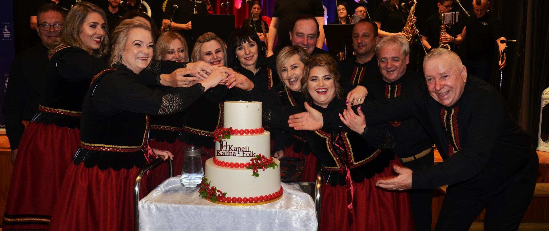 Fotorelacja z Jubileuszu 10-lecia Kapeli Kalina-Folk z Polichny.