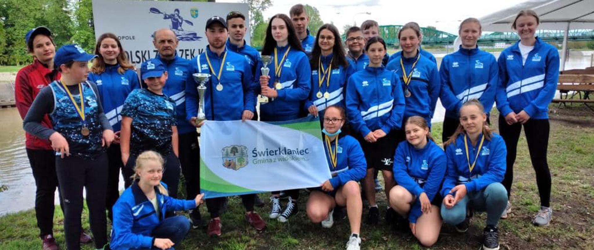 Zawodnicy UKS Olimpijczyk Nowe Chechło na zawodach w Opolu