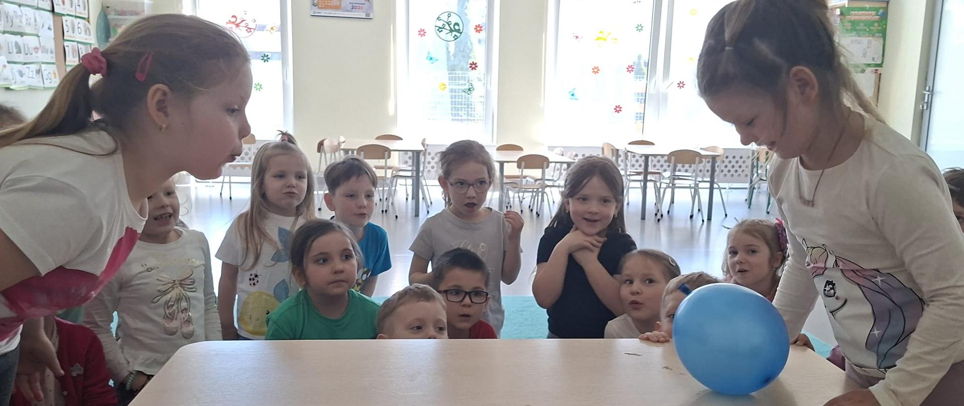 Przedszkolaki odkrywają tajemnice przyrody...