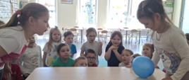 Przedszkolaki odkrywają tajemnice przyrody...