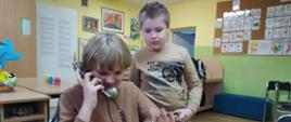 Telefon i "wędrująca woda"
