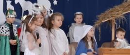 Jasełka w wykonaniu Sówek.