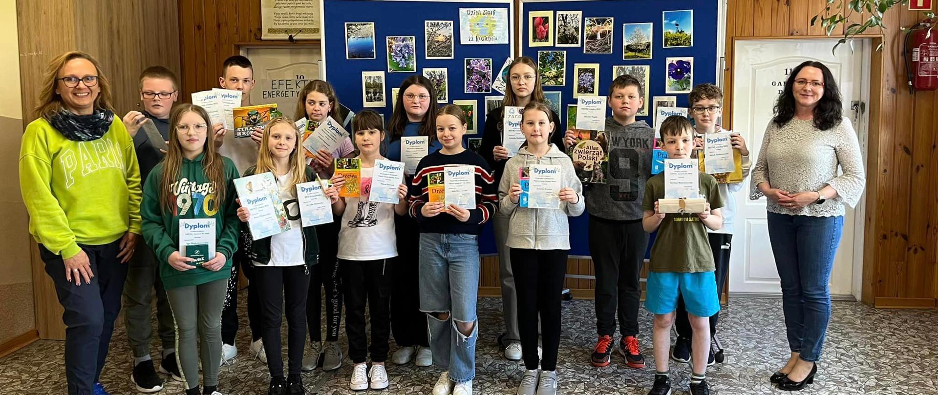 Dzień Ziemi w Szkole Podstawowej im. Jana Pawła II w Żarnowie