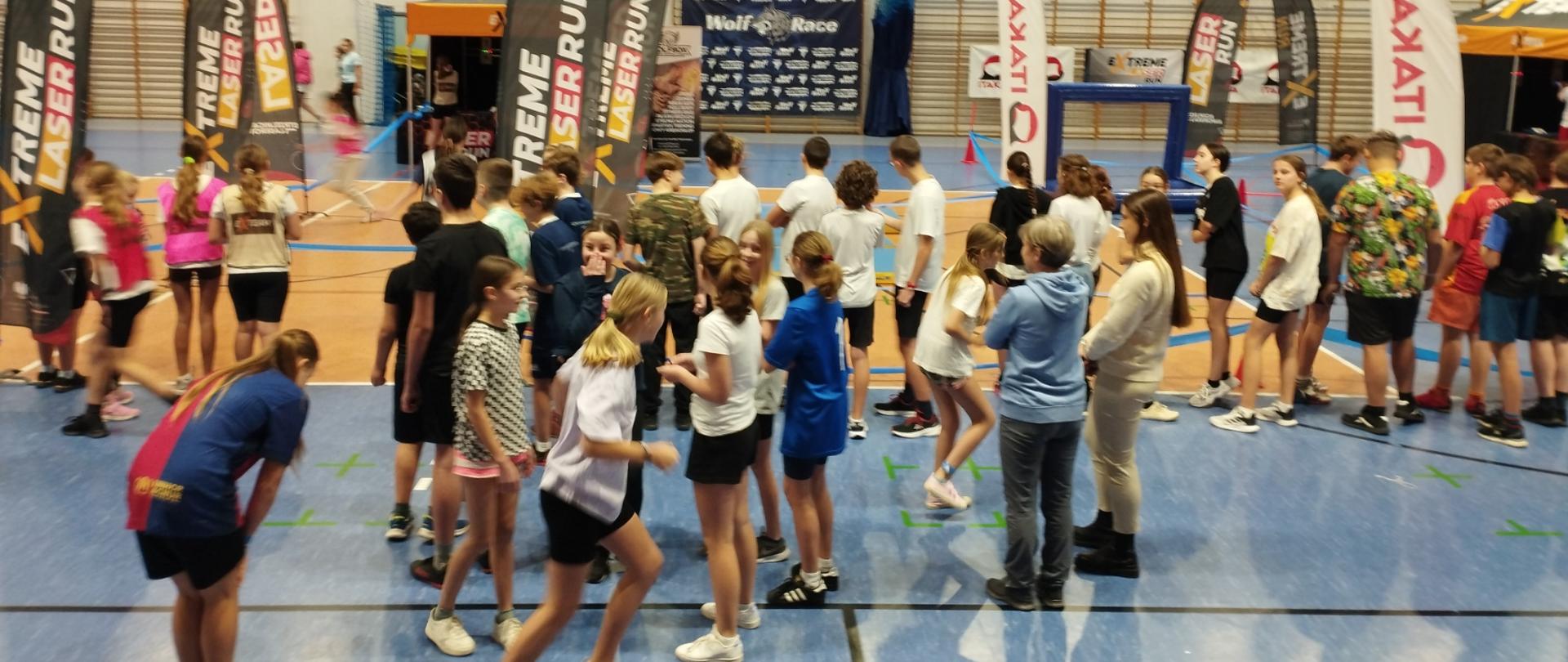 Wilcze wyzwanie na torze Extreme Laser Run.
