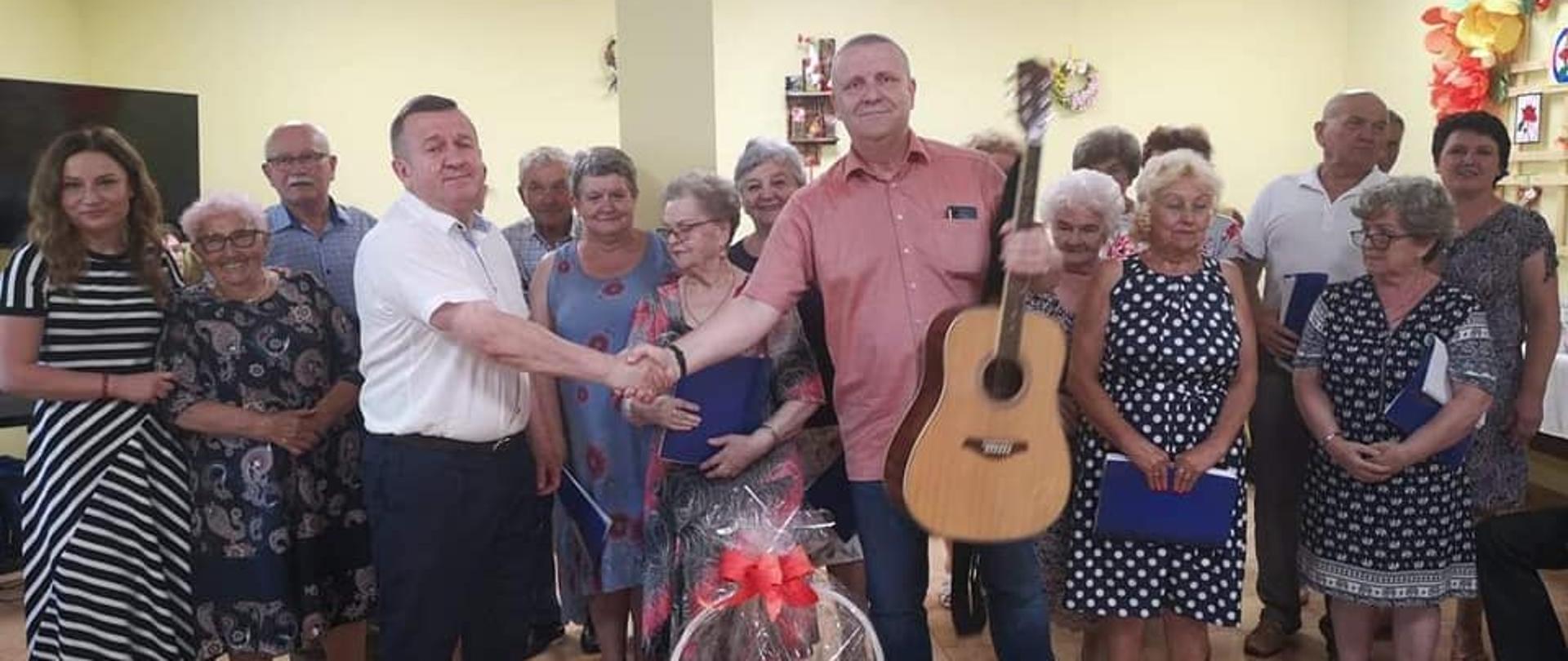 Seniorzy z Bodzechowa i Kunowa integrują się 