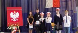 Piosenka o Święcie Niepodległości w wykonaniu Oli z IIb