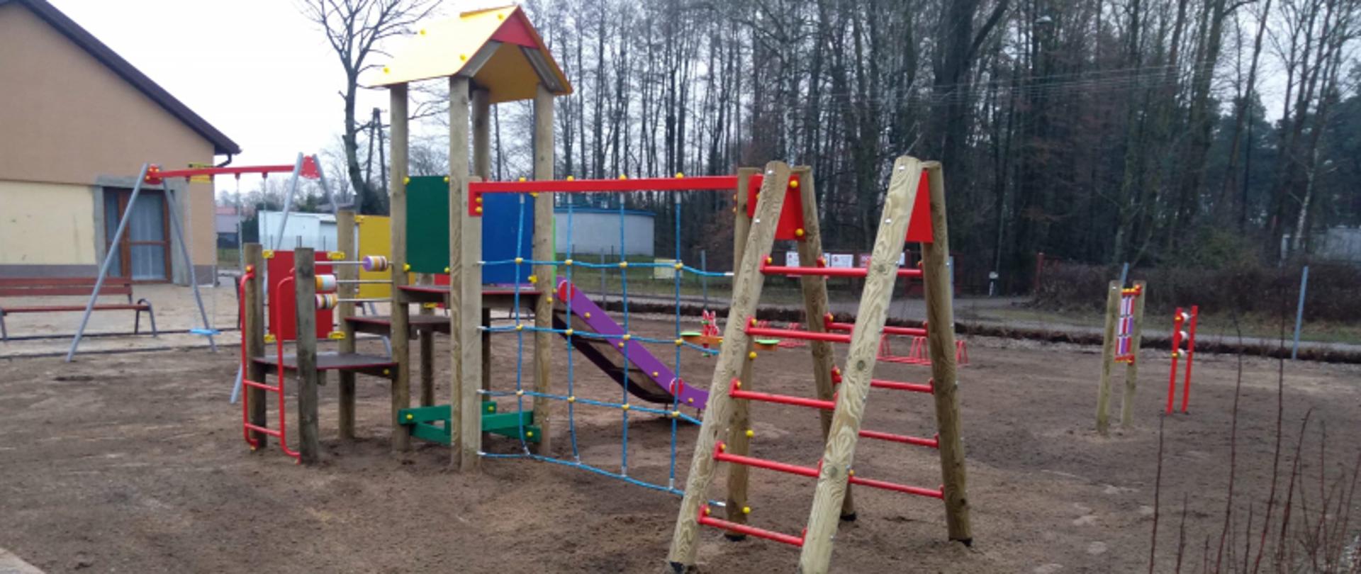 Baza rekreacyjno-kulturalna w Kisielanach-Żmichach