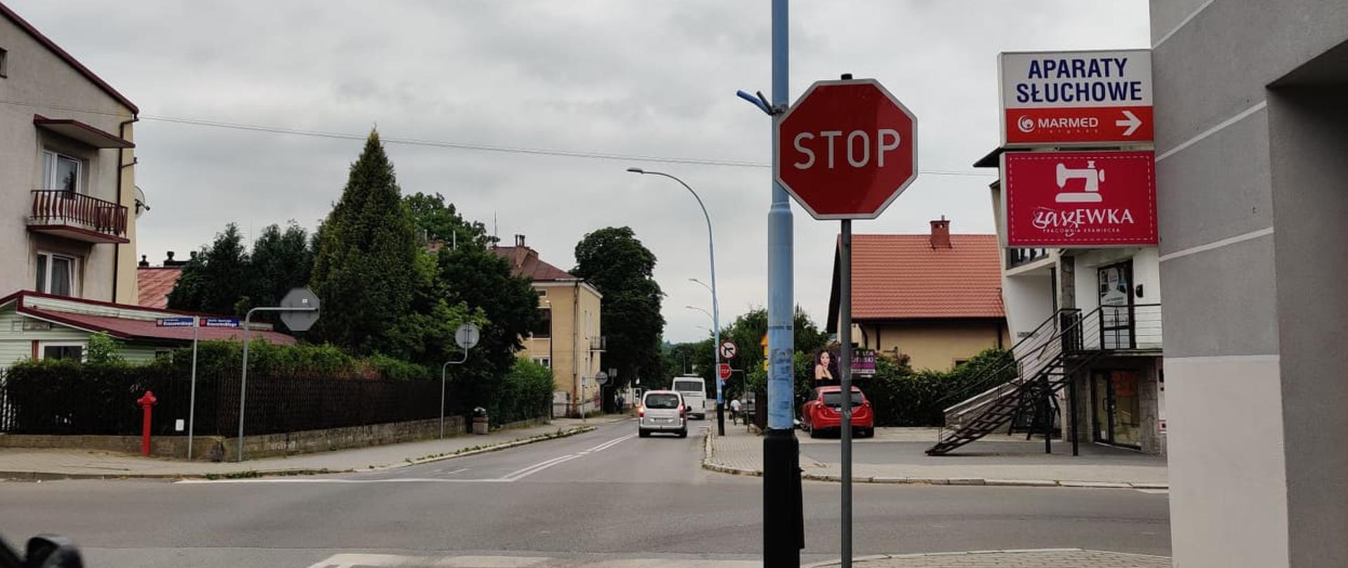 Skrzyżowania ulic Szopena i Ujejskiego oraz Szopena i Kraszewskiego