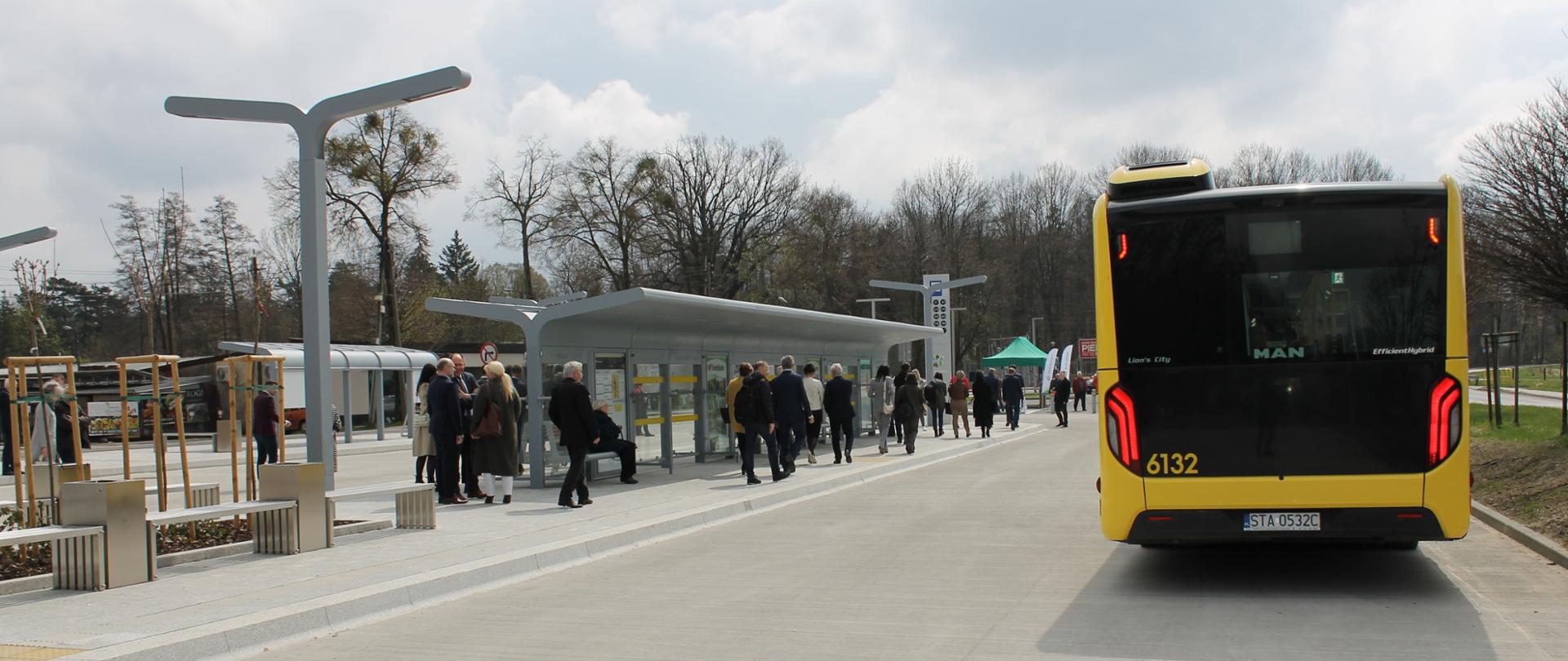 Centrum przesiadkowe w Świerklańcu za dnia