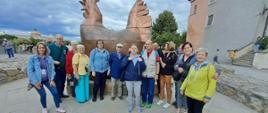 Przy pomniku kury, symbolizującej Jarmark Jagielloński