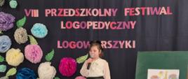 Przedszkolaki w trakcie prezentowania wierszyków