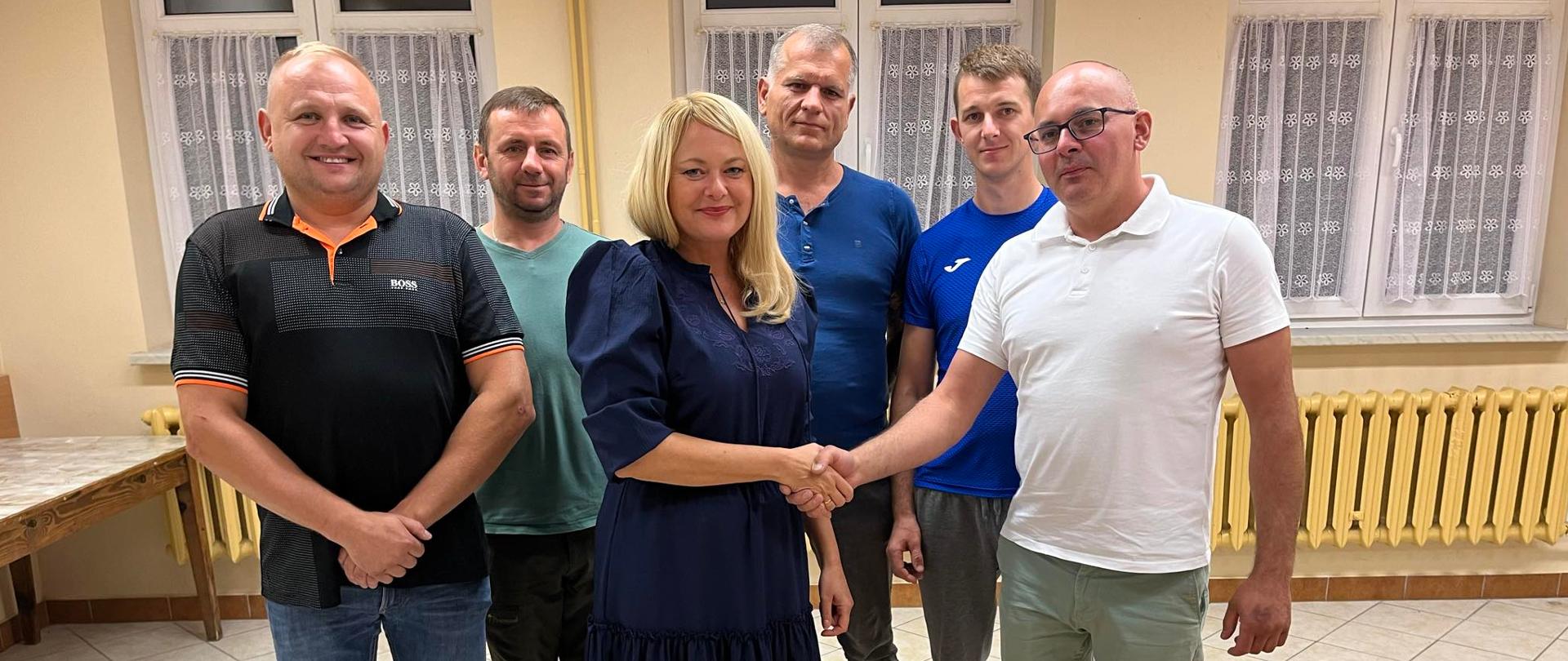 Zebranie wiejskie w Sokołowie Budzyńskim