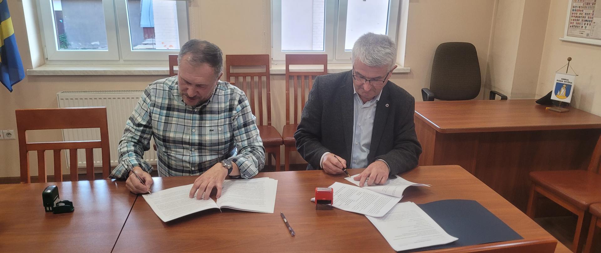 Podpisanie umowy na realizację zadania pn.: „ Zimowe trzymanie dróg Raba Wyżna w sezonie zimowy 2024/2025 ” - Skawa 2.