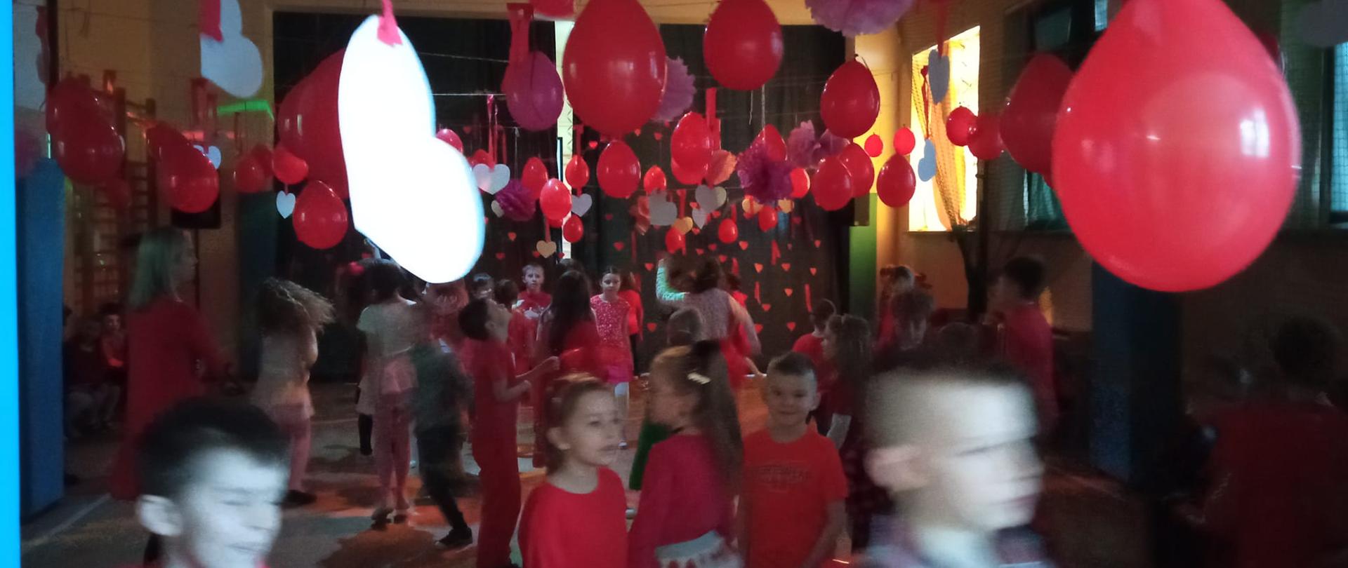 bal walentynkowy