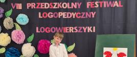 Przedszkolaki w trakcie prezentowania wierszyków