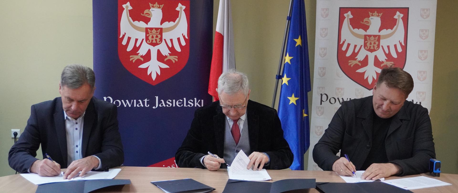 Termomodernizacja obiektów oświatowych powiatu jasielskiego 08.02.2024