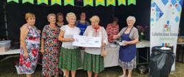"Klub Senior +" z bonem za najpiękniejszy wieniec