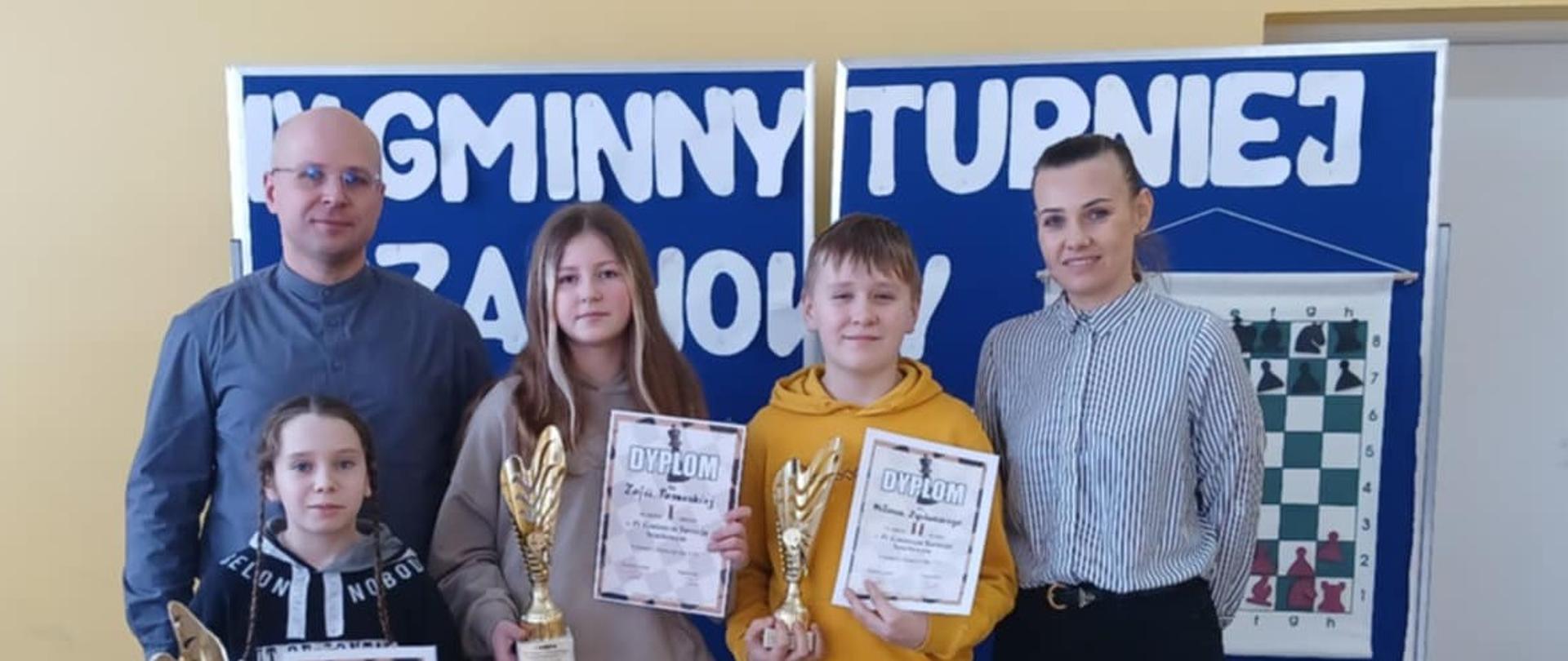 NAGRODZENI SZACHIŚCI