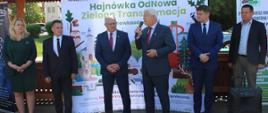 Starosta Hajnowski, Burmistrz Miasta Hajnówka, Dyrekcja Powiatowego Urzędu Pracy oraz Prezes PUK witają zebranych