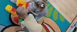 Zajęcia w grupach przedszkolnych - wspólna zabawa i scedzanie czasu w grupach