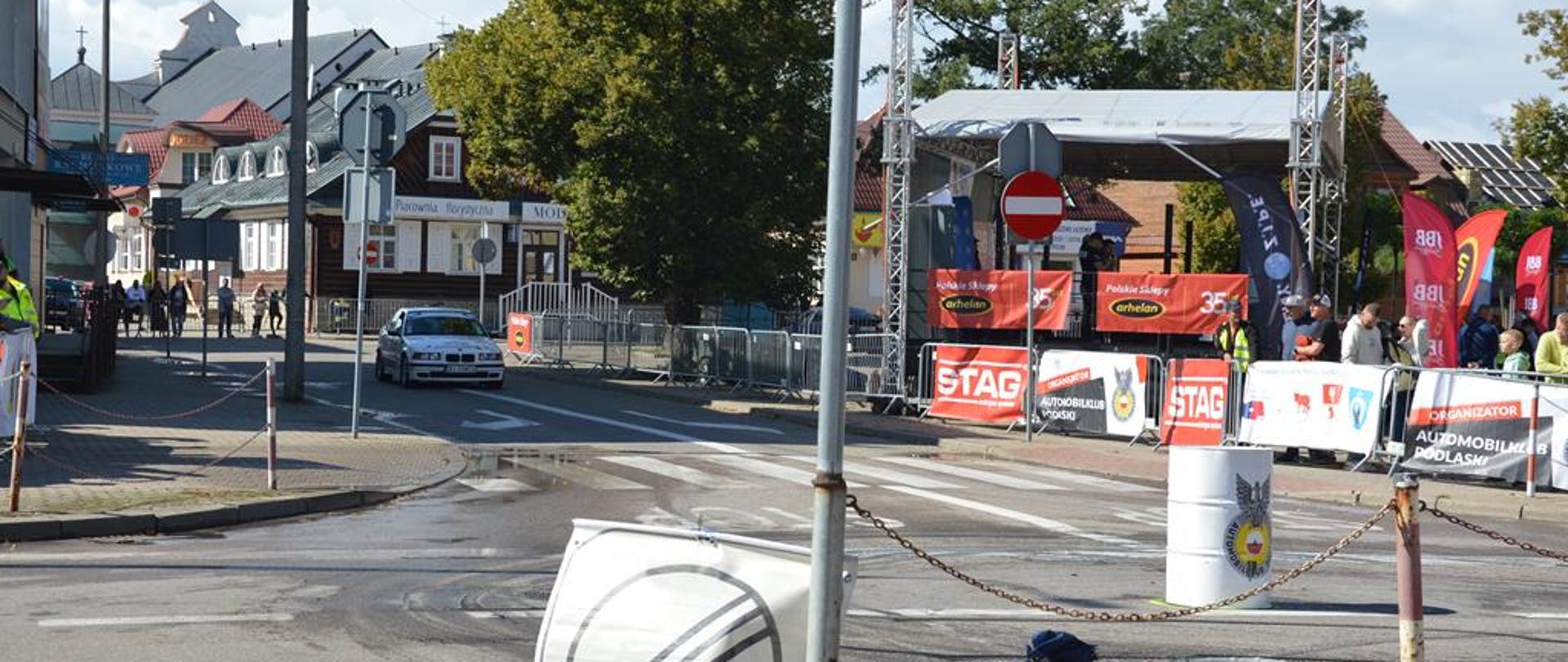 11. Samochodowy Rajd Bielska Podlaskiego. Jednym ze sponsorów wydarzenia był Powiat Bielski (fot. Bielsk.eu)
