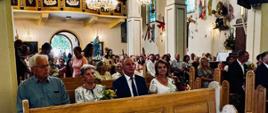 Uczestnicy uroczystości zgromadzeni w kościele