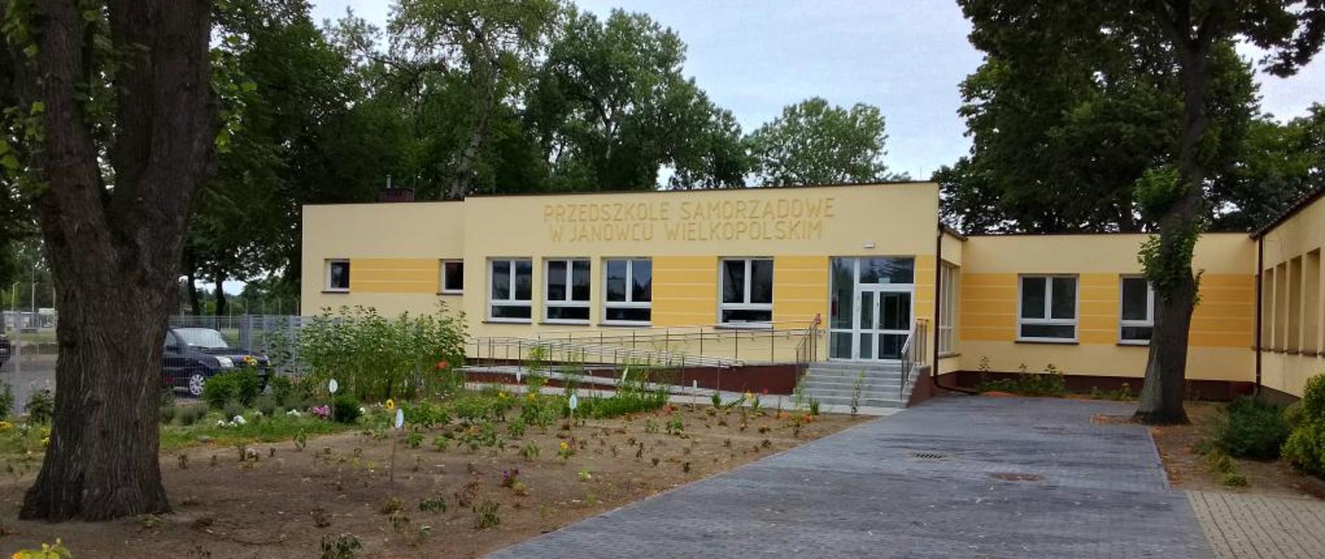 Rozbudowa Przedszkola Miejskiego w Janowcu Wielkopolskim wraz z infrastrukturą towarzyszącą i budową zatoczki autobusowej 