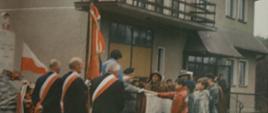 Przysięga przy grobie żołnierza AK w Słopnicach
