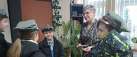 Betlejemskie Światełko Pokoju rozbłysło w Urzędzie Miasta i Gminy w Mordach