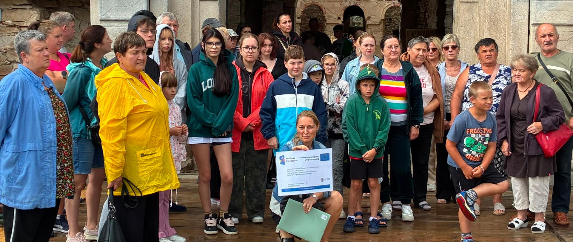 wyjazd szkoleniowo-wspierający dla 43 uczestników projektu pn. „Wsparcie rodzin oraz pieczy zastępczej w powiecie sandomierskim”