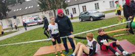 Trener Roman Sacharczuk z zawodnikami