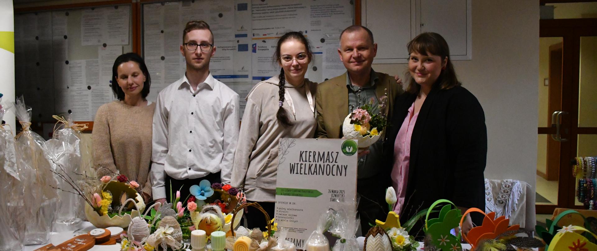 Starosta Dąbrowski wraz z Przedstawicielami WTZ w Kupieninie