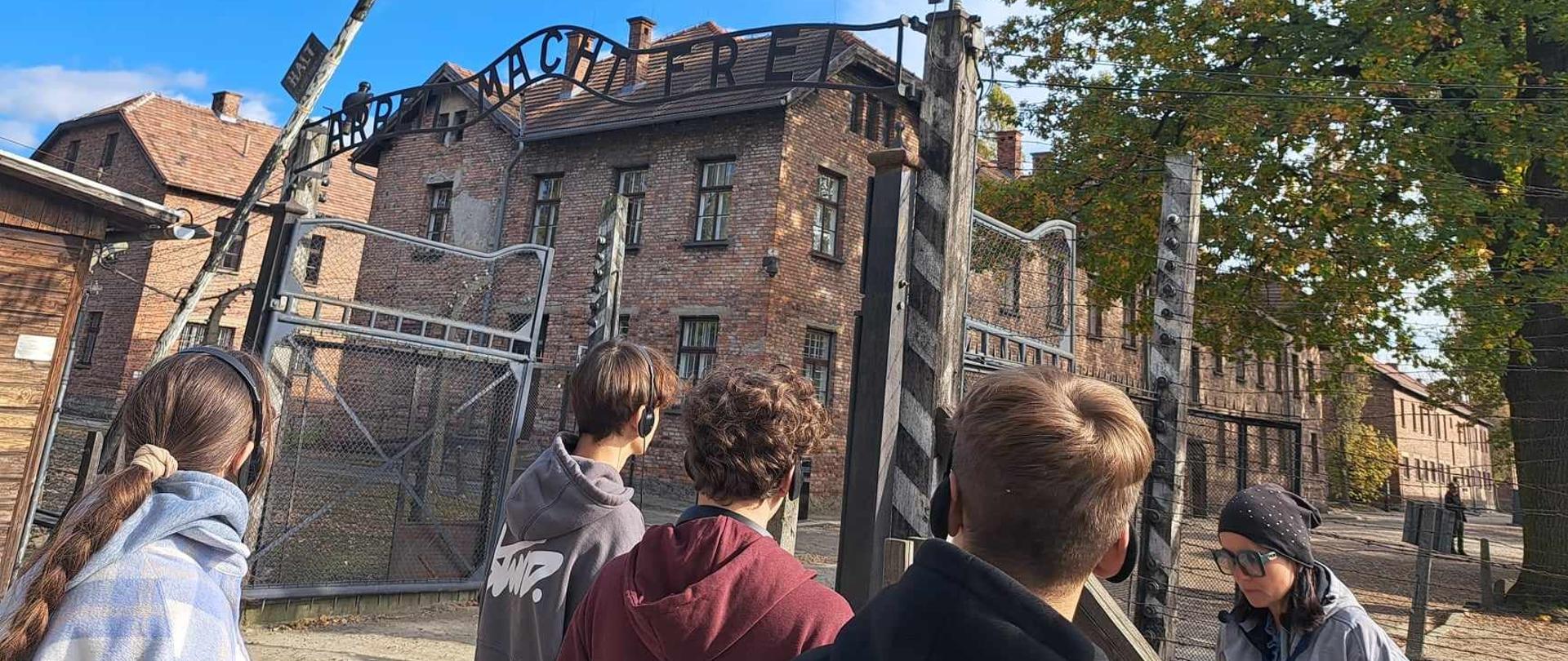 Zwiedzanie Miejsca Pamięci i Muzeum Auschwitz-Birkenau