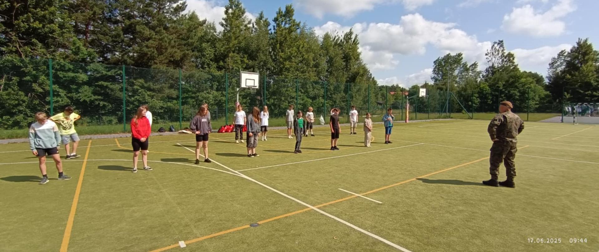 Zajęcia praktyczne w ramach programu „Edukacja z wojskiem”
