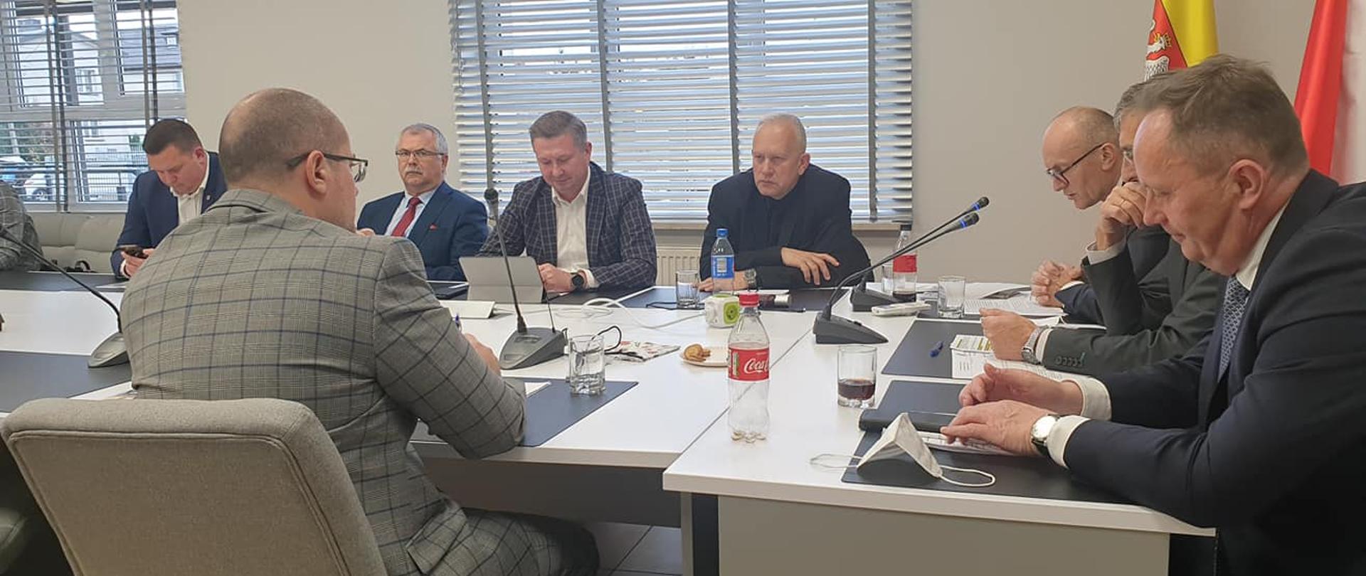 Związek Powiatów Województwa Podlaskiego - zgromadzenie w sali starostwa 5.11.2021r.
