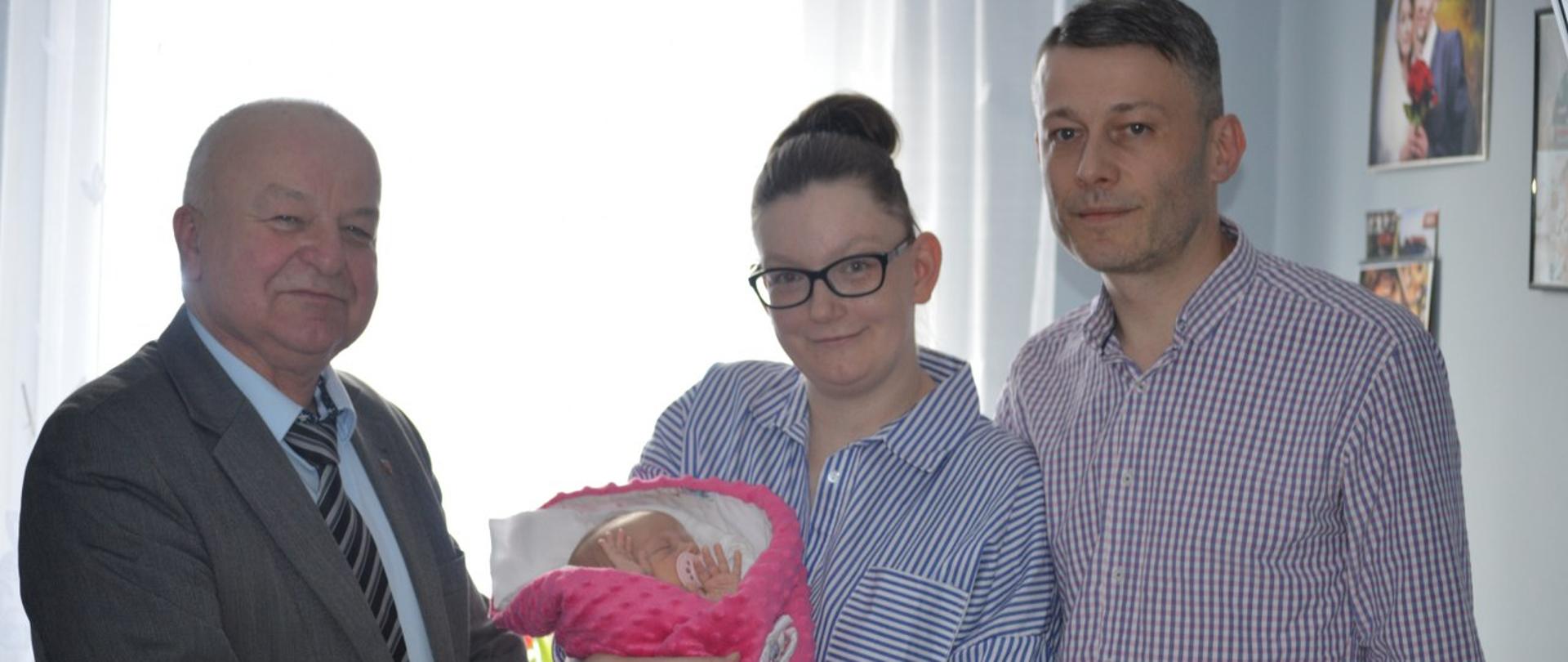 Z wizytą u pierwszej mieszkanki gminy urodzonej w 2025 roku
