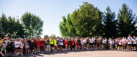 Uczestnicy uroczystości patriotyczno- sportowej z okazji 82. rocznicy powstania Rzeczpospolitej Partyzanckiej przed wręczeniem nagród