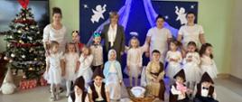 przedszkolaki podczas występów jasełkowych
