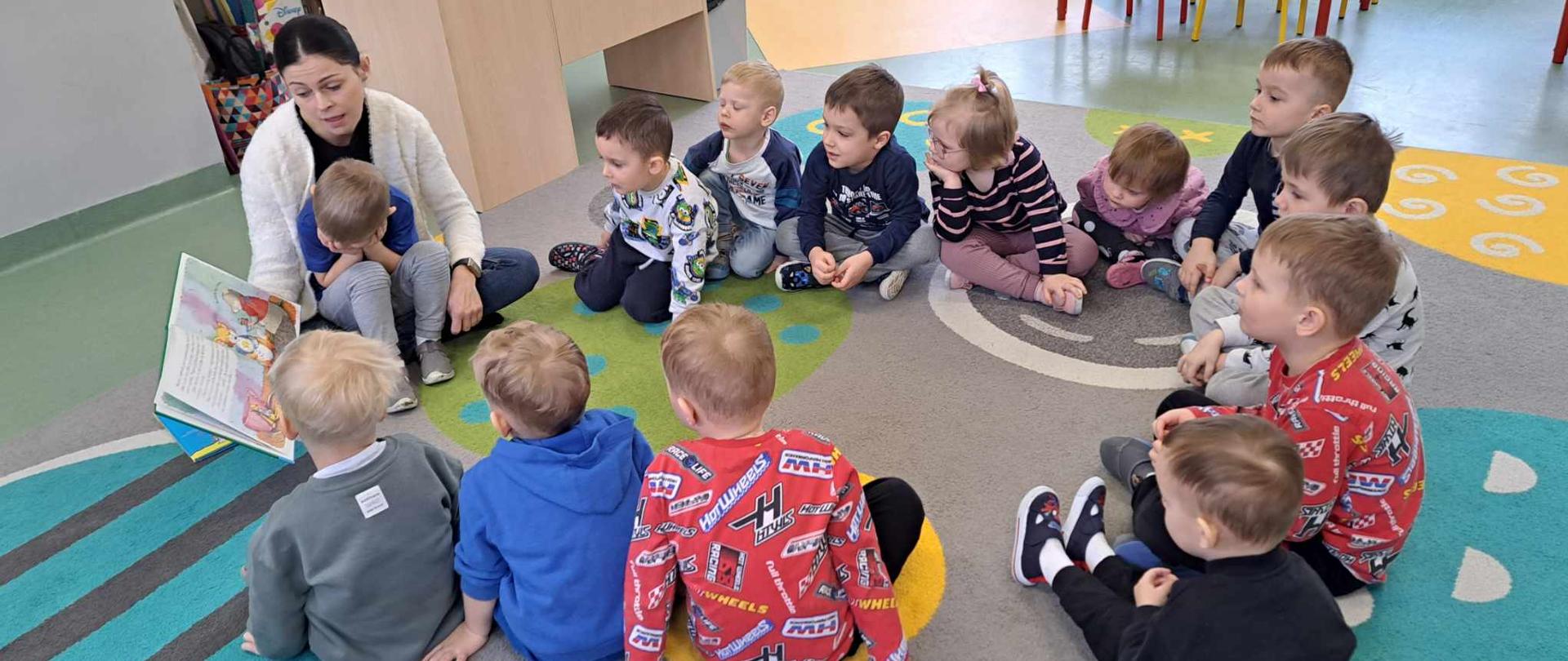 Spotkanie w ramach ogólnopolskiego programu Cała Polska czyta dzieciom