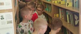Uczniowie klasy 1b oficjalnie w Bibliotece!