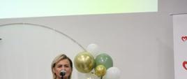 ZŁOTY JUBILEUSZ PAR MAŁŻEŃSKICH - Wiceprzewodnicząca Rady Powiatu Siedleckiego - Pani Magdalena Paczóska
