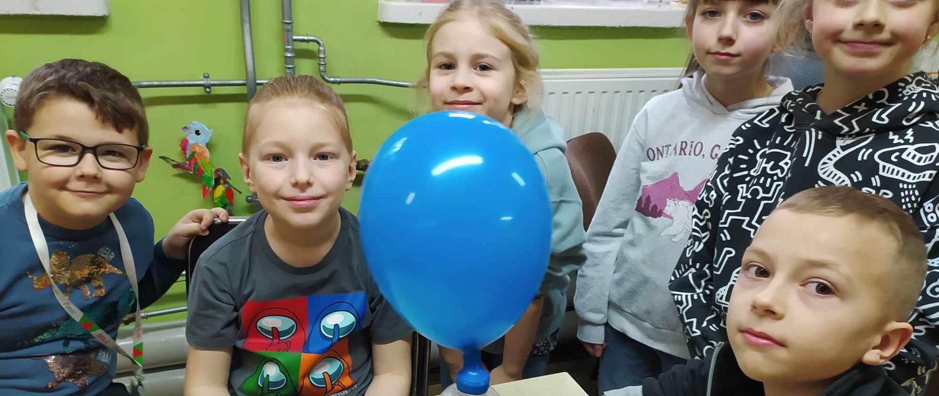 Newton i balon