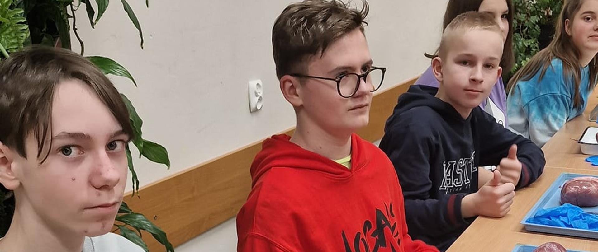 NOC EKSPERYMENTÓW