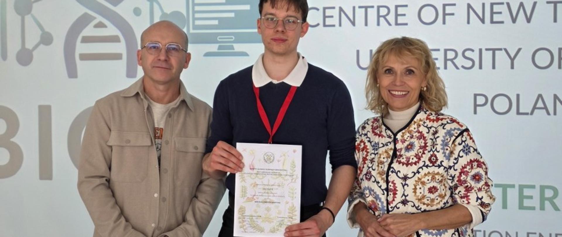 Mikołaj Kapitan z II Liceum w Jaśle laureatem etapu centralnego 54 Olimpiady Biologicznej!
