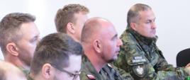 Członkowie posiedzenia podczas obrad