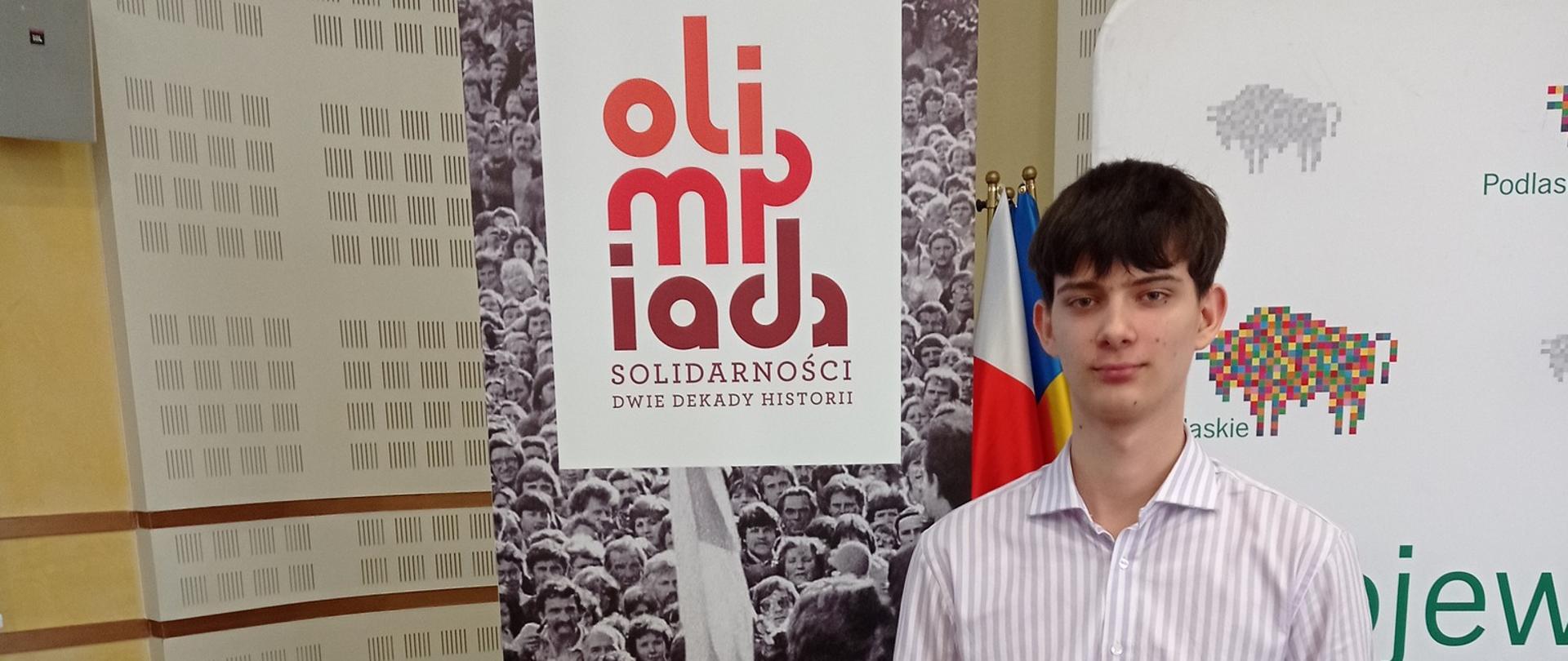 Jakub Kurianowicz - uczeń II Liceum Ogólnokształcącego z BJN im. B. Taraszkiewicza w Bielsku Podlaskim, zwycięzca eliminacji wojewódzkich IX edycji "Olimpiady Solidarności. Dwie dekady historii"