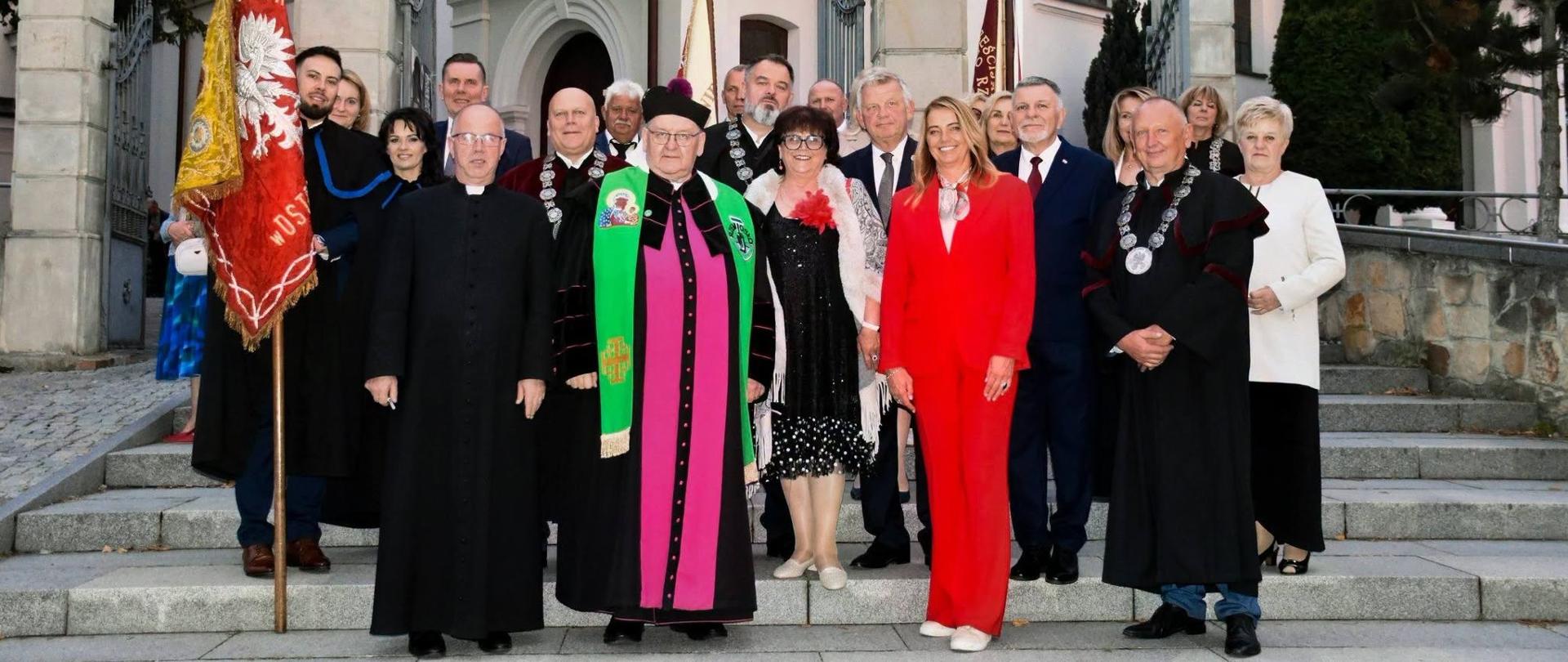 Rzemiosło od pokoleń – doświadczenie, które buduje przyszłość powiatu